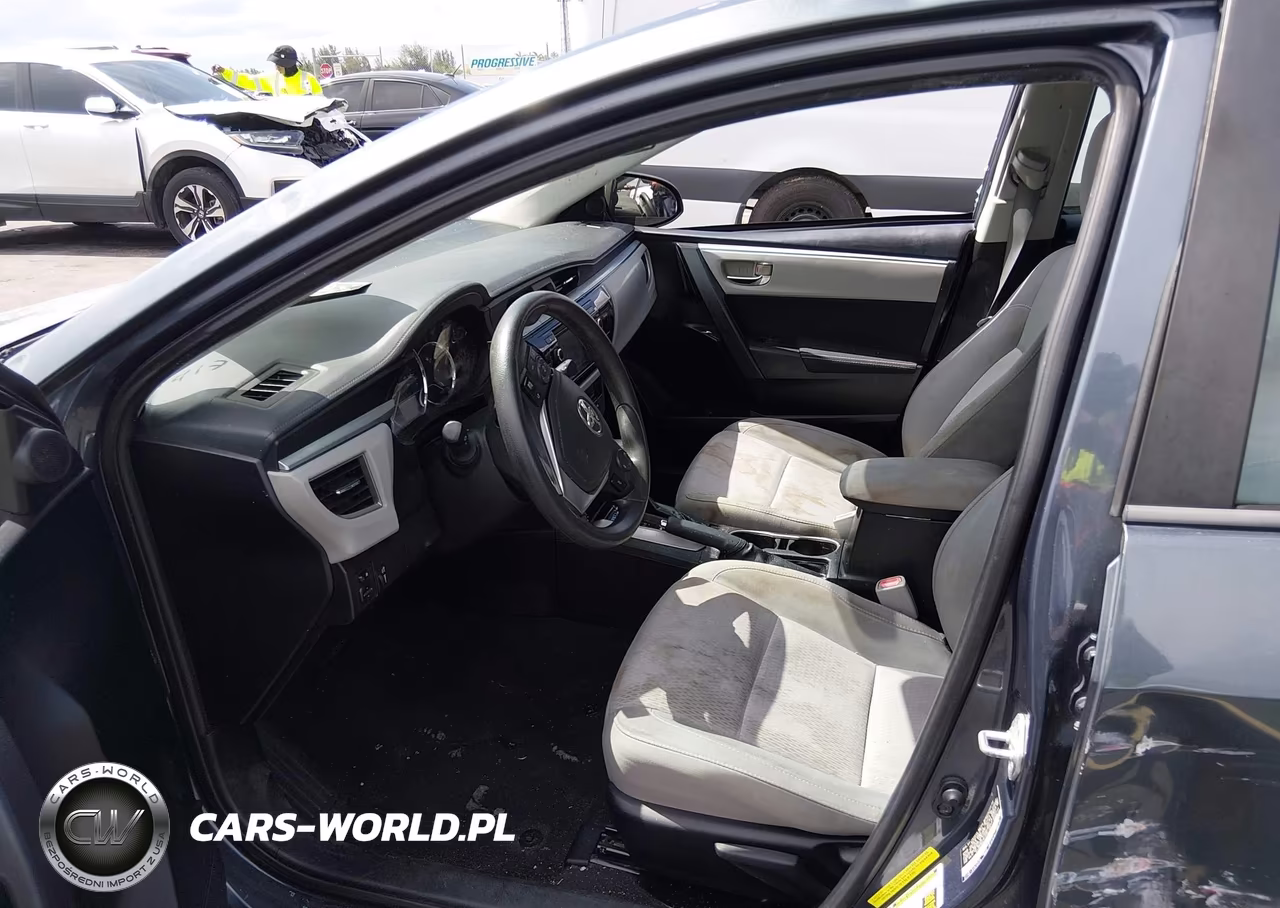 2015 Toyota Corolla Le VIN:5YFBURHE1FP302560 - 5