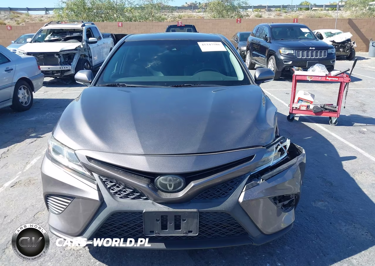 2018 Toyota Camry Se VIN:4T1B11HK6JU154090 - 12