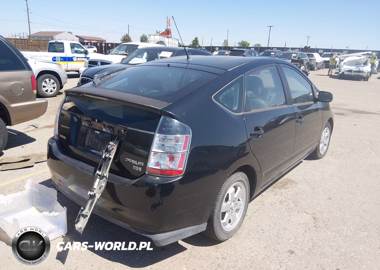 2005 Toyota Prius VIN:JTDKB20U753047341 - 4