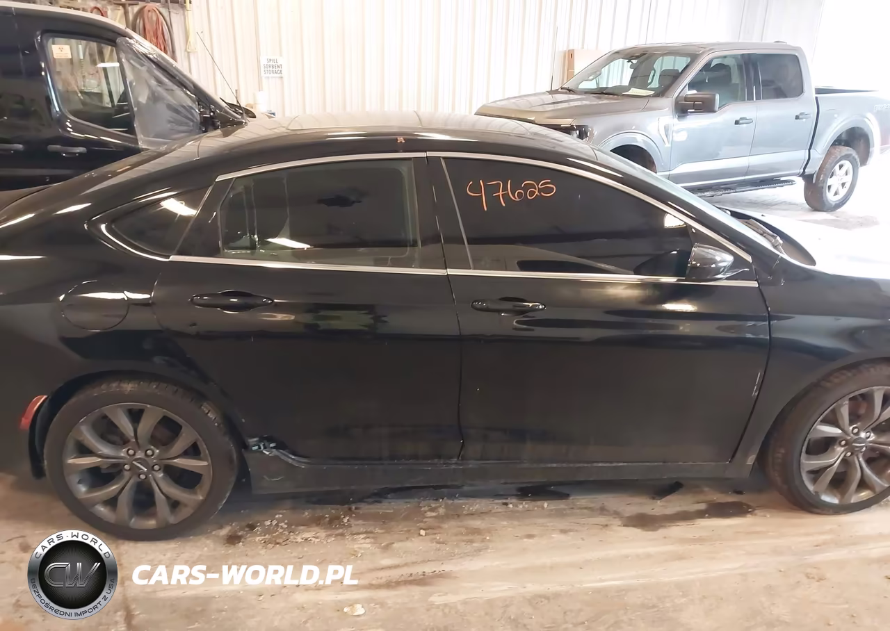 2015 Chrysler 200 S VIN:1C3CCCDG2FN673983 - 12
