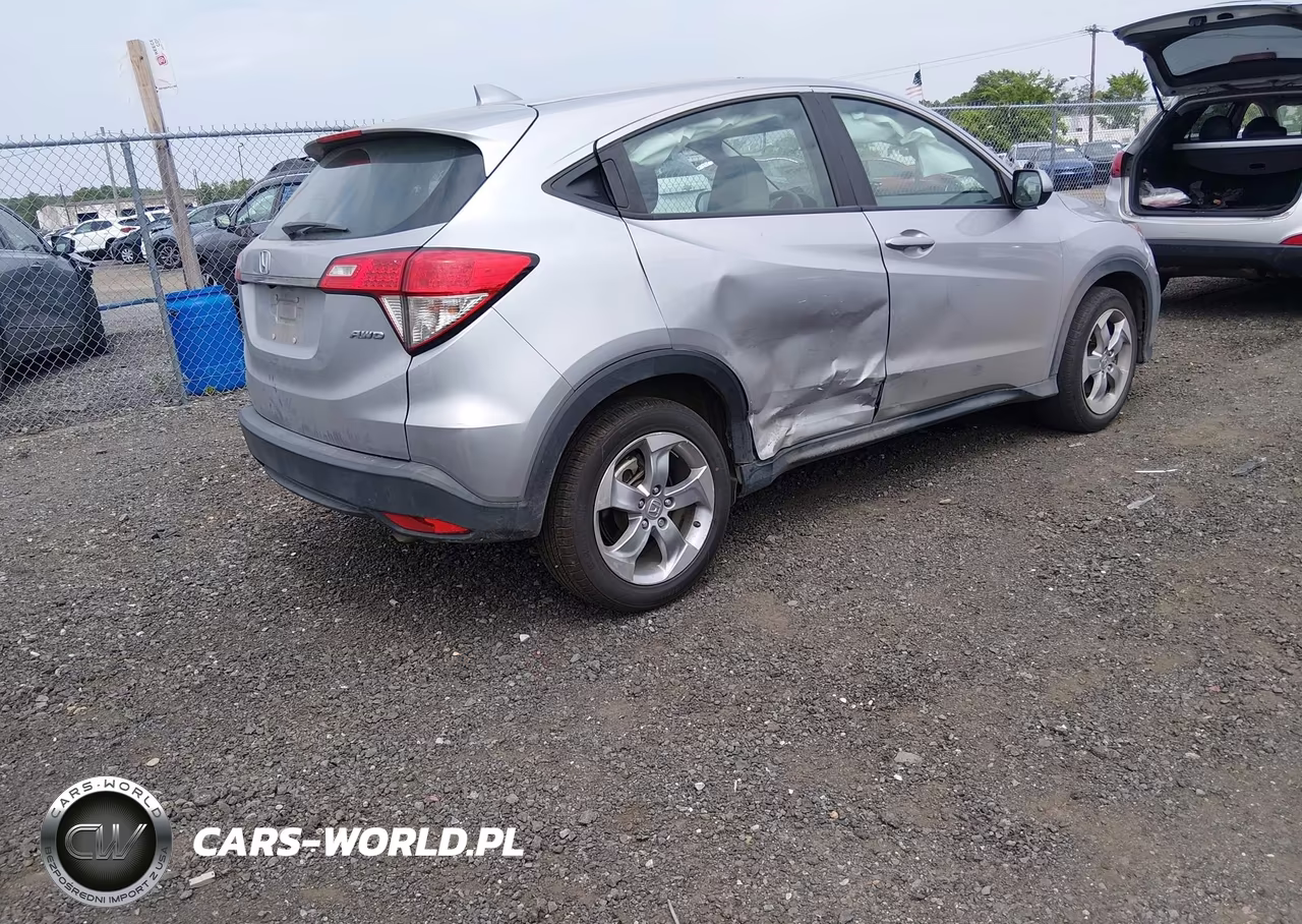 2022 Honda Hr-V Awd Lx VIN:3CZRU6H32NM768820 - 4