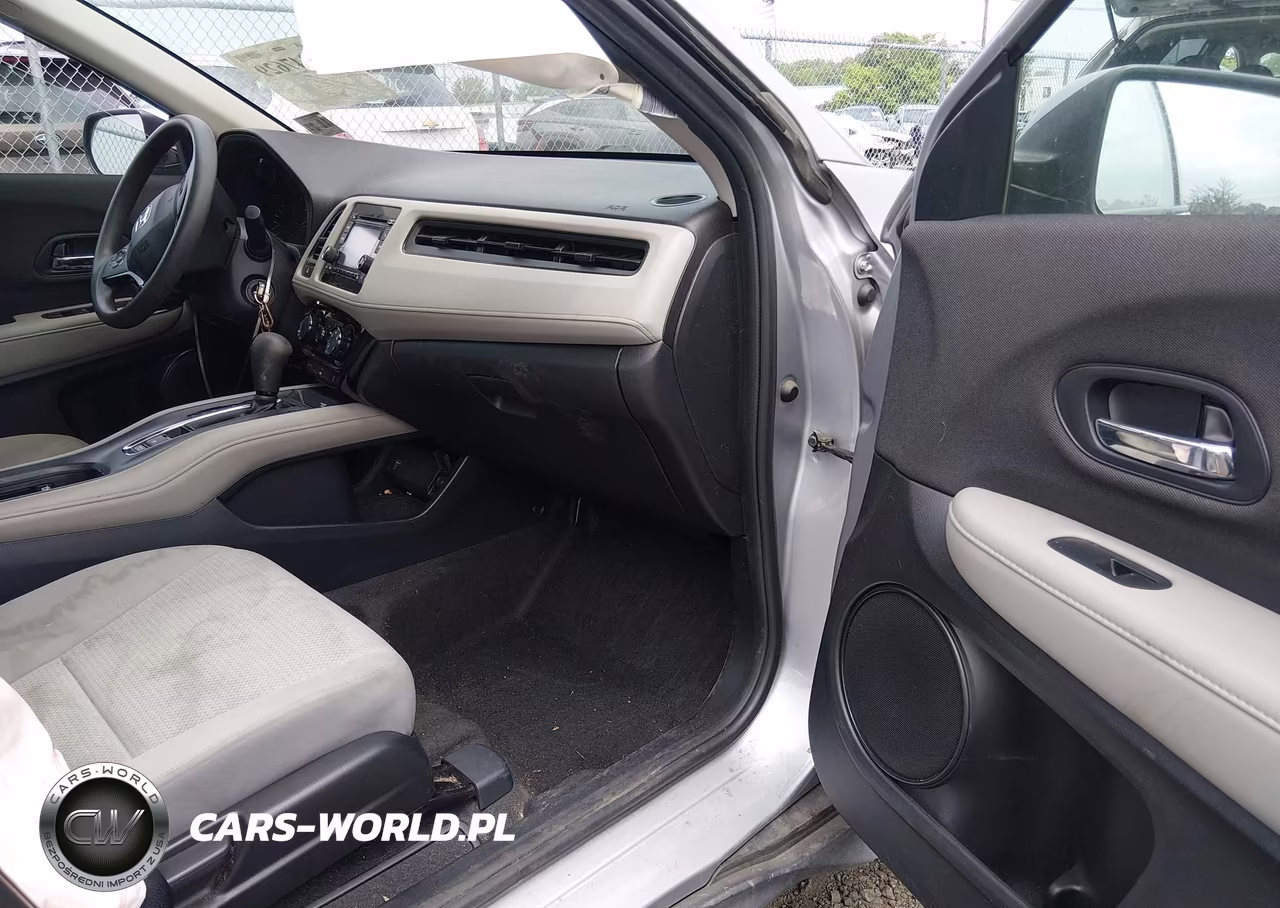 2022 Honda Hr-V Awd Lx VIN:3CZRU6H32NM768820 - 5