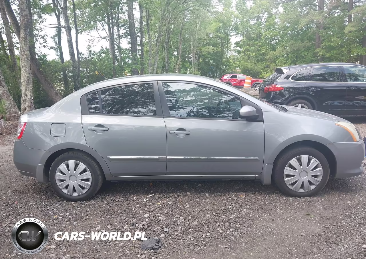 2010 Nissan Sentra 2.0S VIN:3N1AB6AP9AL618163 - 13