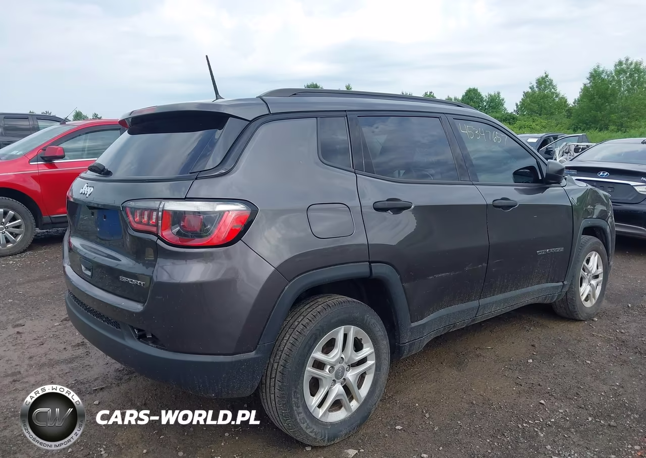 2018 Jeep Compass Sport Fwd VIN:3C4NJCAB7JT226402 - 4