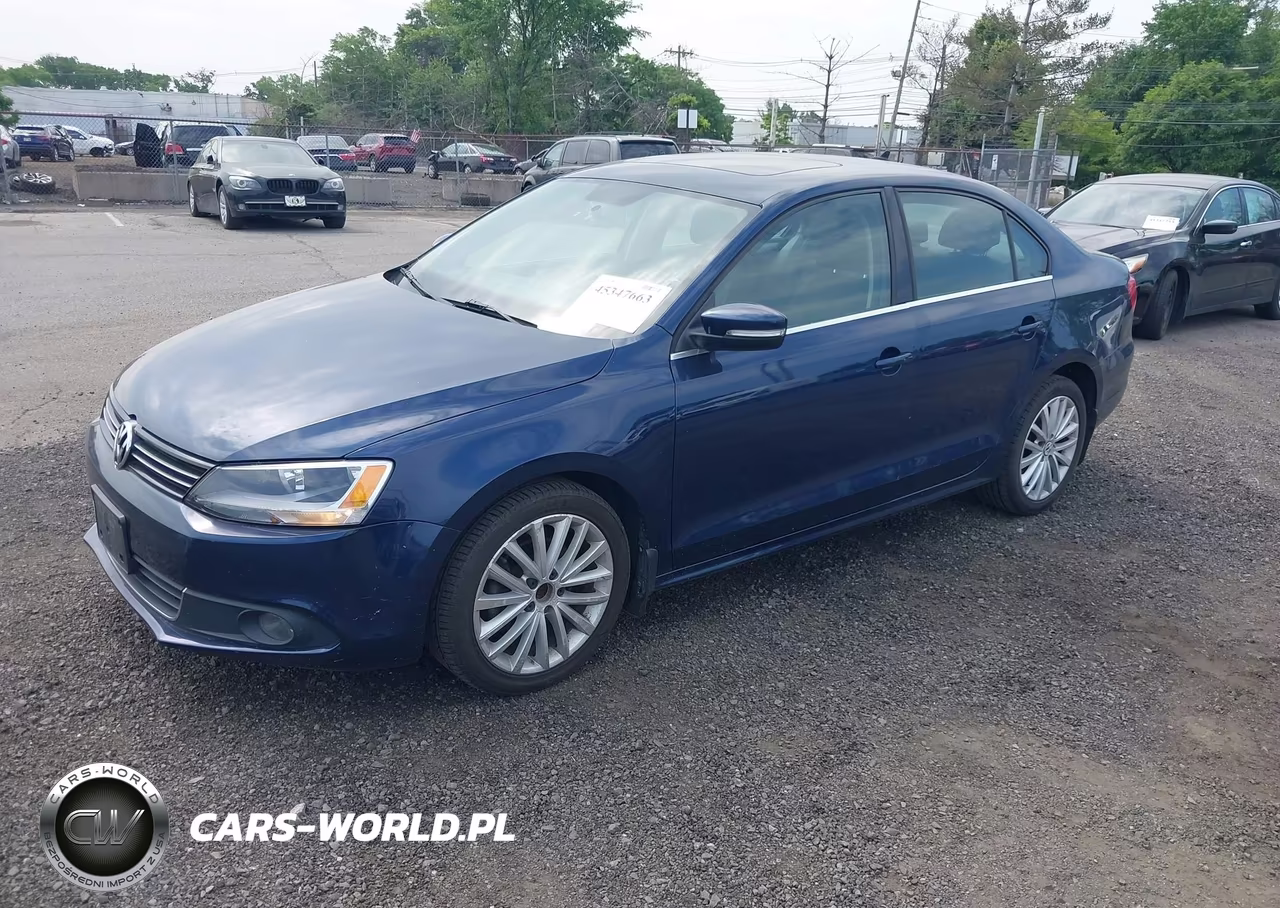 2011 Volkswagen Jetta 2.5L Sel VIN:3VWLZ7AJ1BM384628 - 2