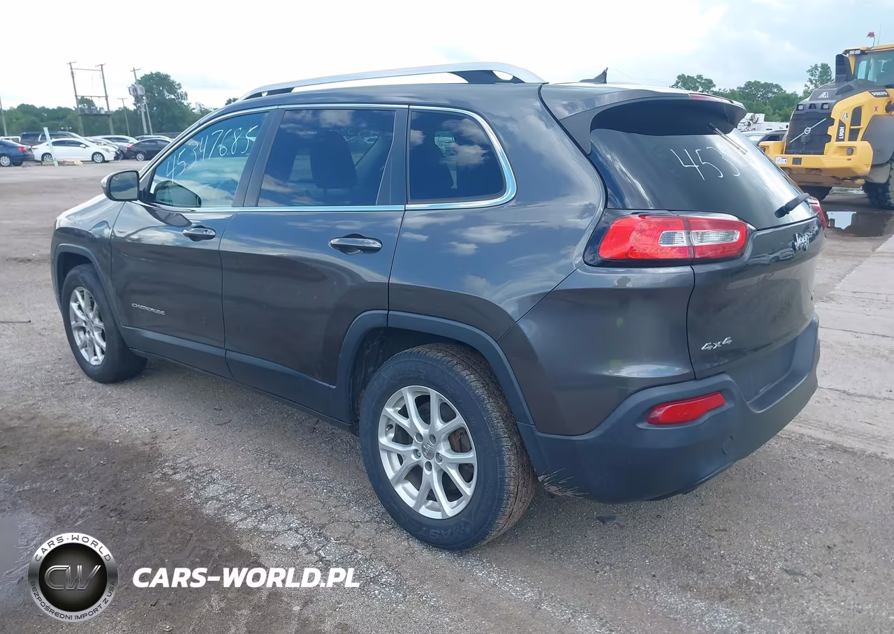 2014 Jeep Cherokee Latitude VIN:1C4PJMCB5EW183707 - 3