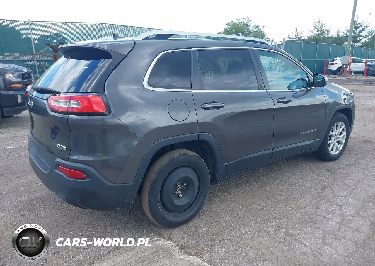 2014 Jeep Cherokee Latitude VIN:1C4PJMCB5EW183707 - 4