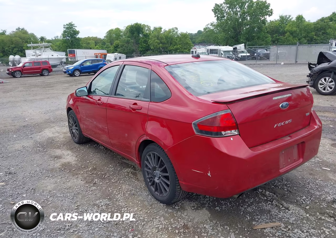 2010 Ford Focus Ses VIN:1FAHP3GN5AW298776 - 3
