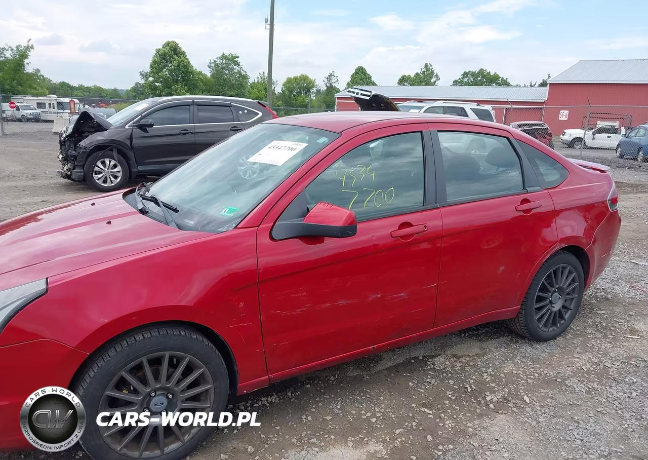 2010 Ford Focus Ses VIN:1FAHP3GN5AW298776 - 6