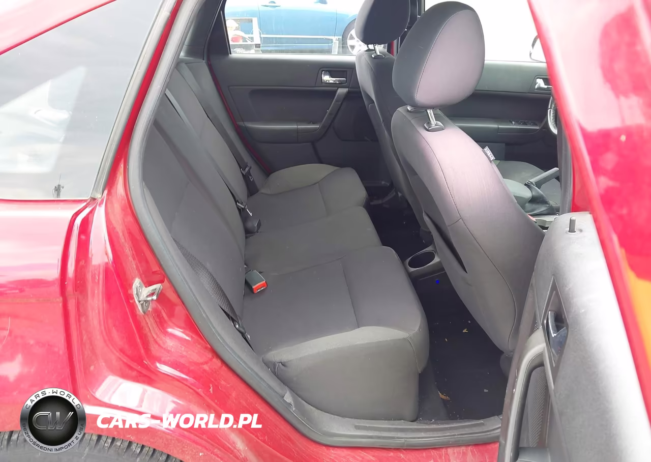 2010 Ford Focus Ses VIN:1FAHP3GN5AW298776 - 8