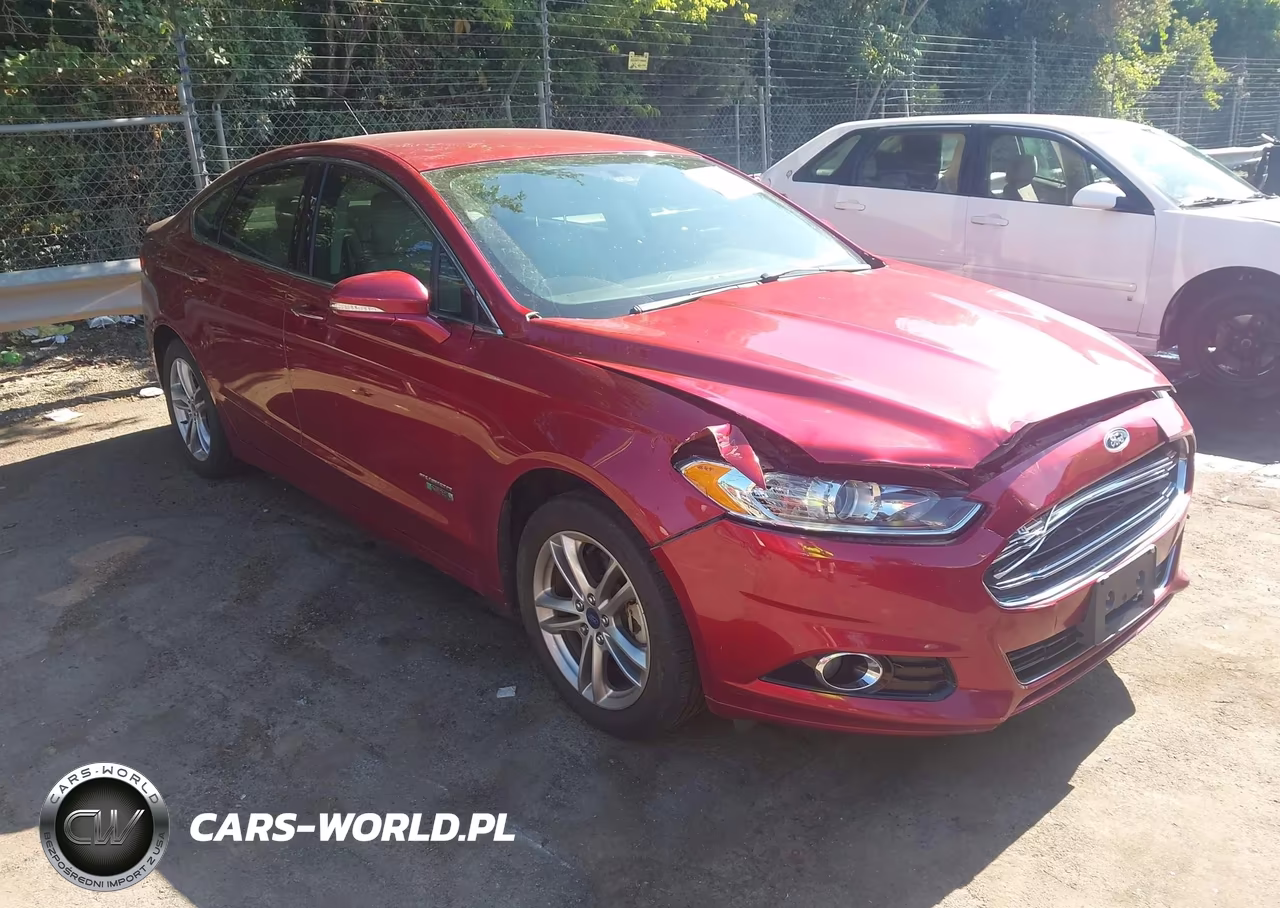 2016 Ford Fusion Energi Titanium – zdjęcie 1 z 11