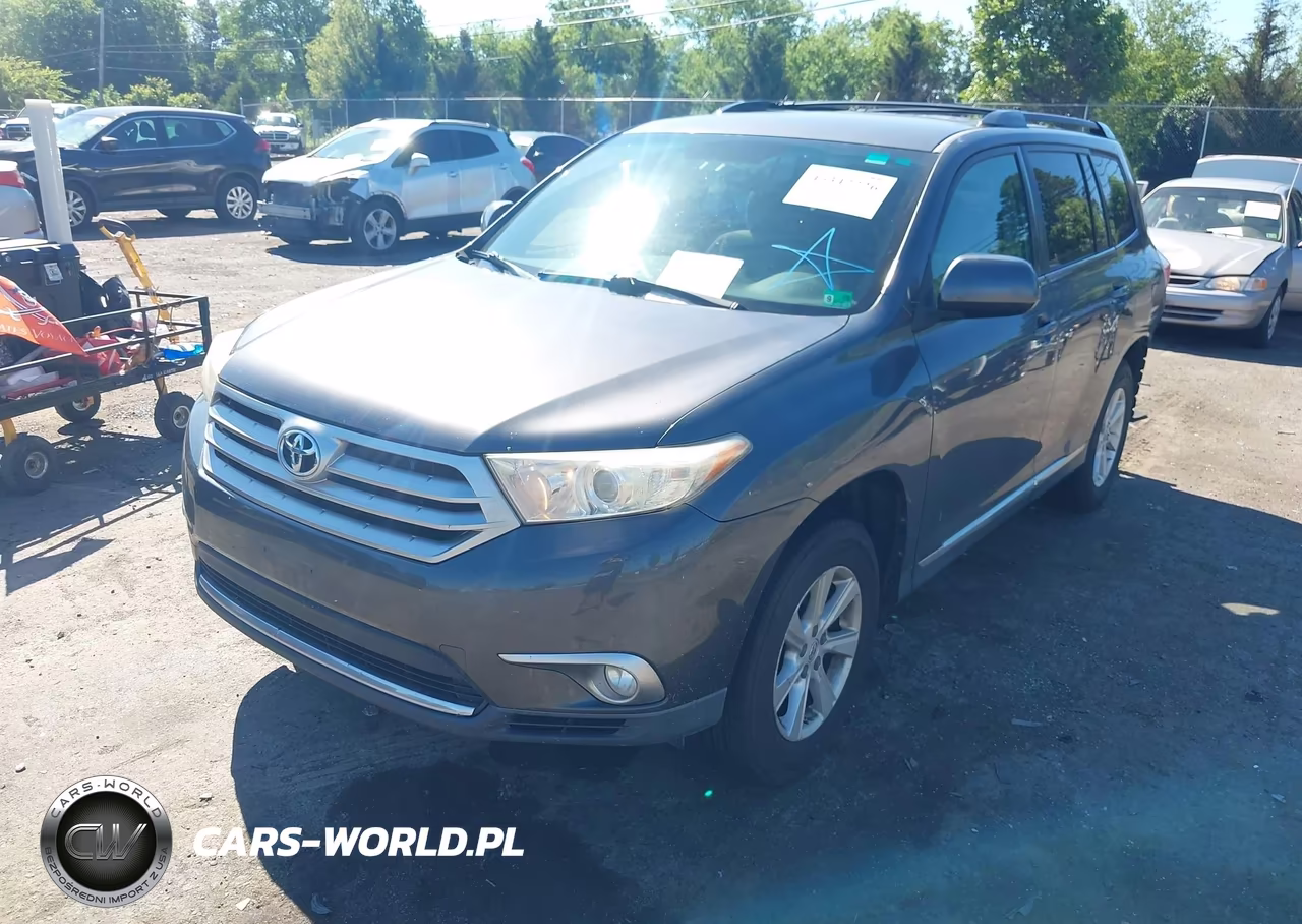2011 Toyota Highlander Base V6 VIN:5TDBK3EH3BS044397 - 2