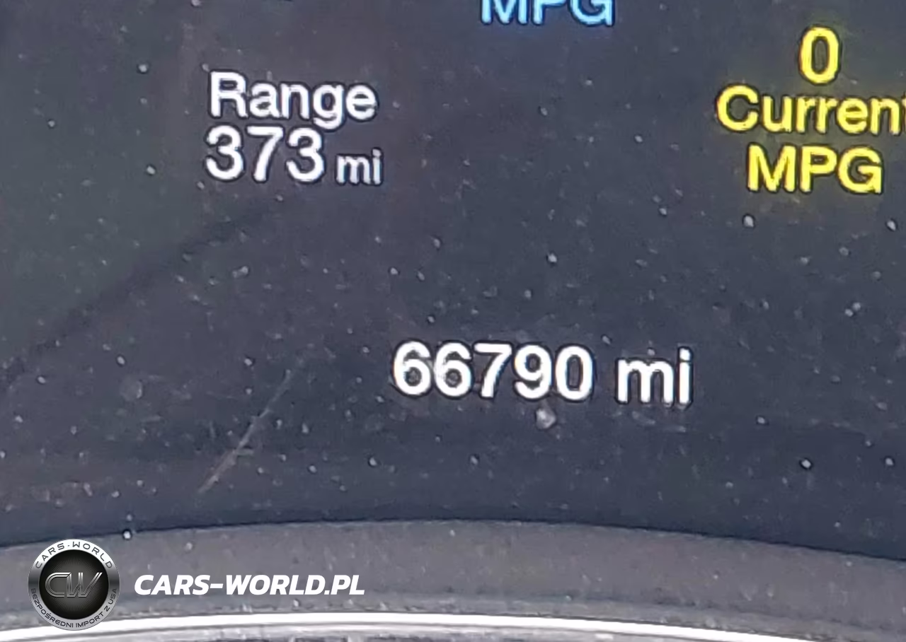 2019 Jeep Grand Cherokee Laredo E 4X4 VIN:1C4RJFAGXKC766130 - 15