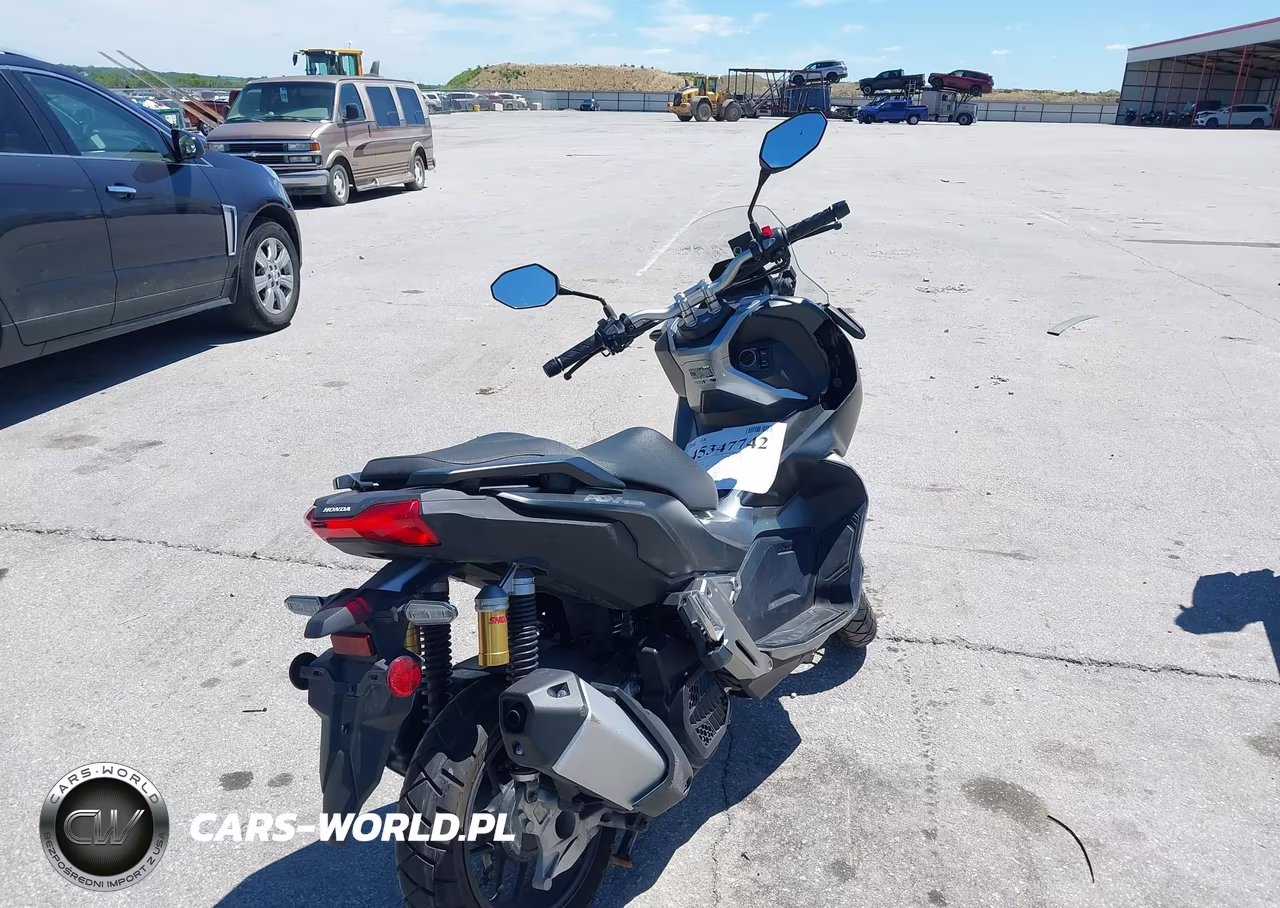 2021 Honda Adv150 A VIN:MLHKF3852M5001391 - 4