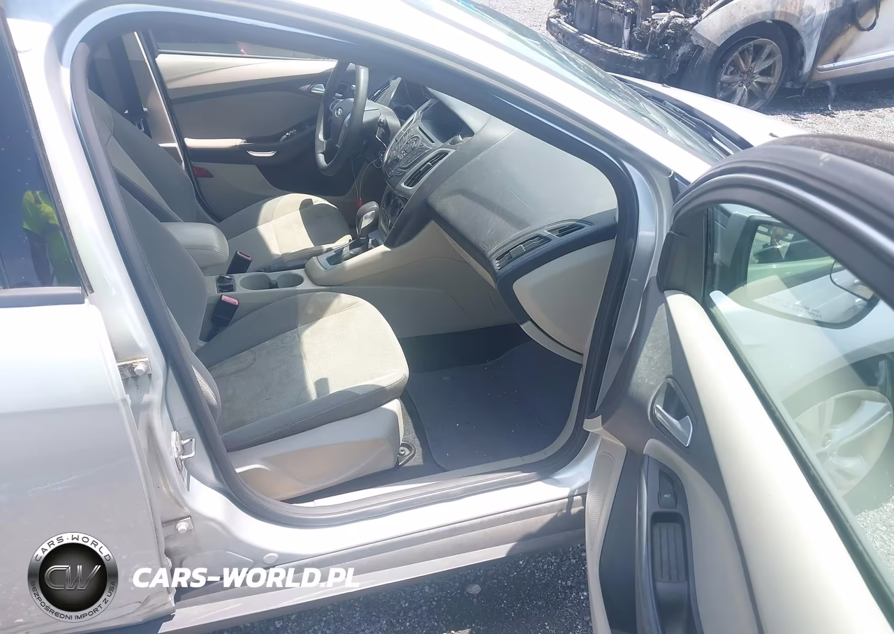 2013 Ford Focus Se VIN:1FADP3K23DL174278 - 5