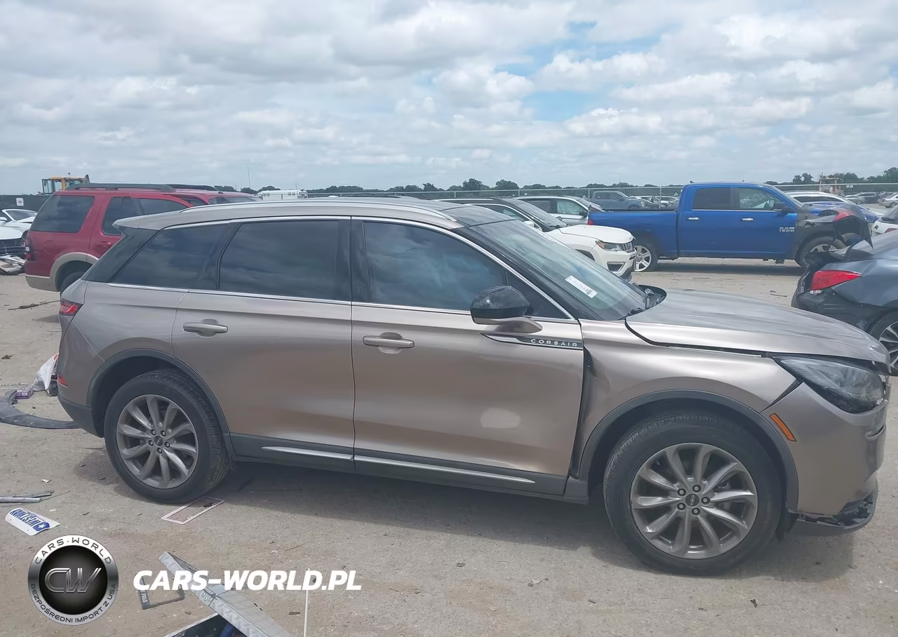 2020 Lincoln Corsair Standard VIN:5LMCJ1C90LUL11394 - 12