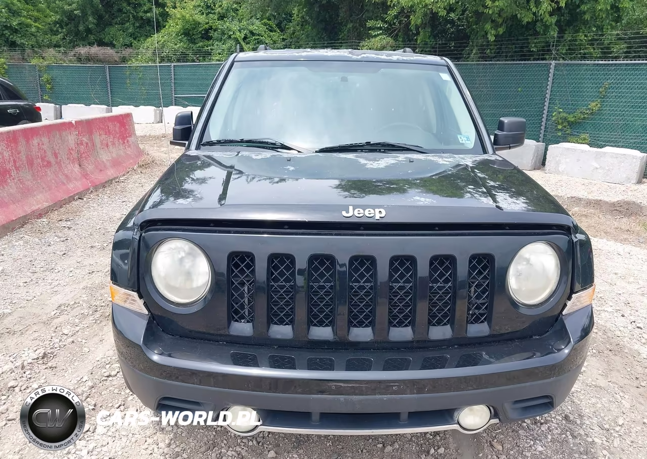 2012 Jeep Patriot Latitude VIN:1C4NJPFA9CD698469 - 6