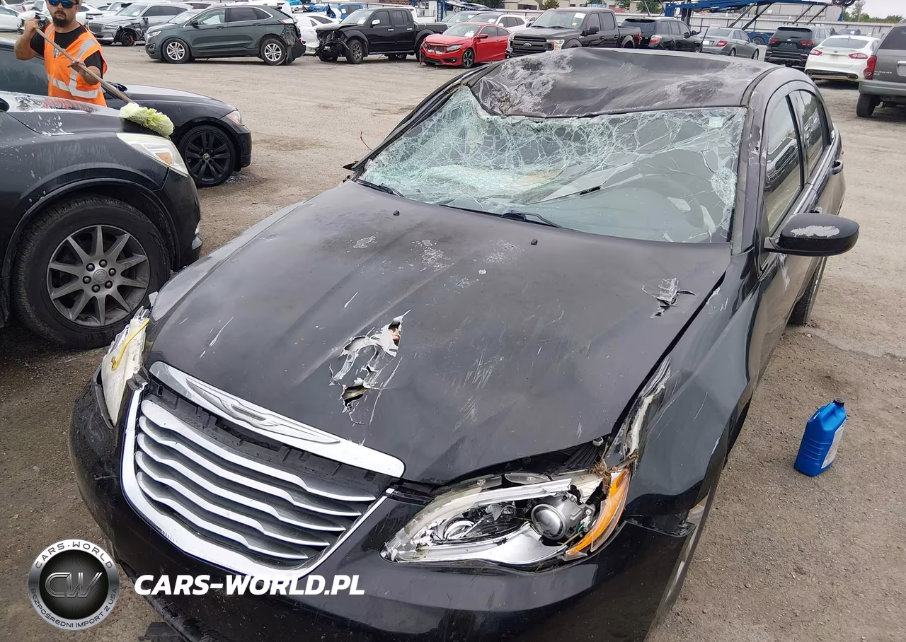 2011 Chrysler 200 Touring VIN:1C3BC1FB6BN575793 - 6