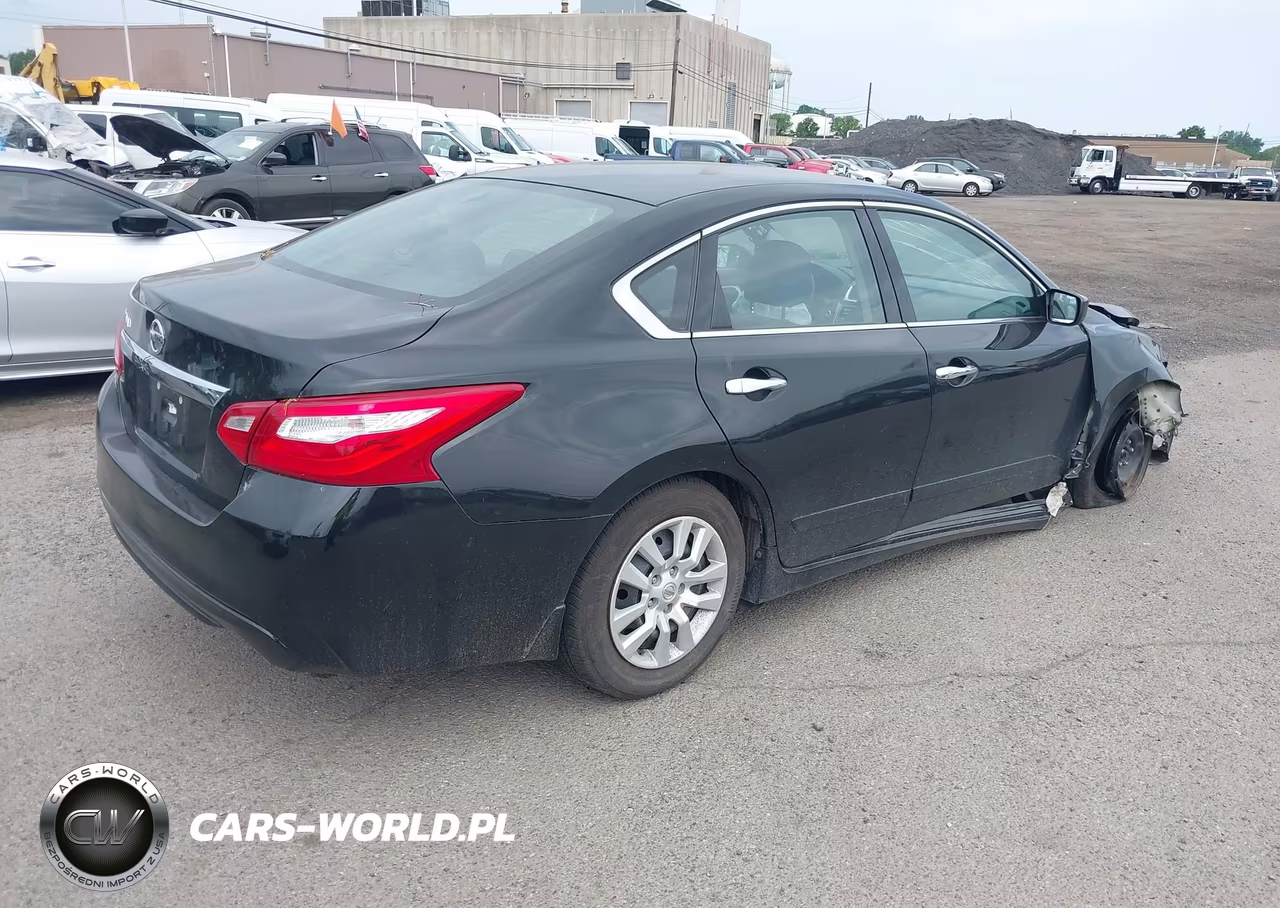 2016 Nissan Altima 2.5 S VIN:1N4AL3AP5GN393652 - 4
