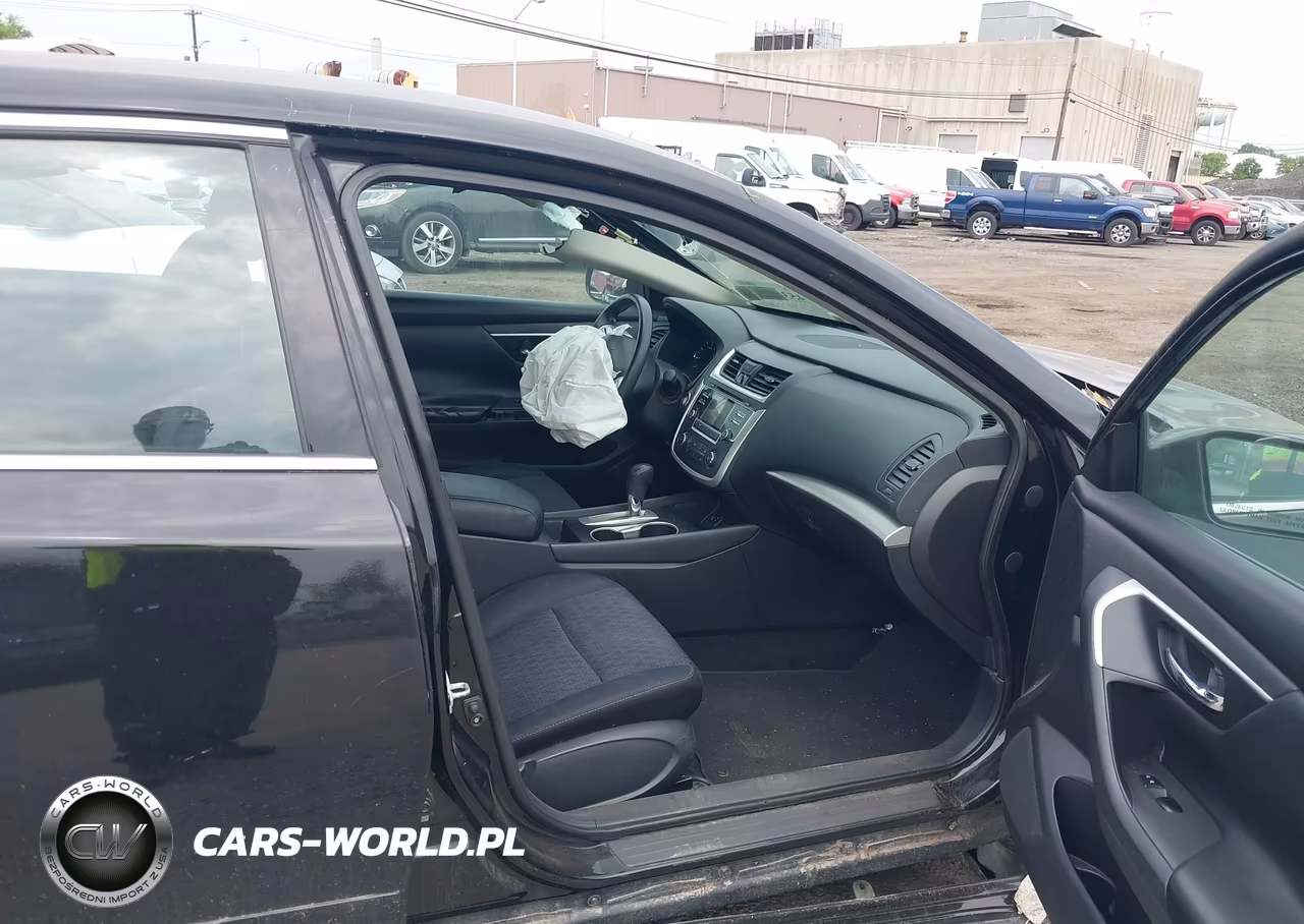 2016 Nissan Altima 2.5 S VIN:1N4AL3AP5GN393652 - 5