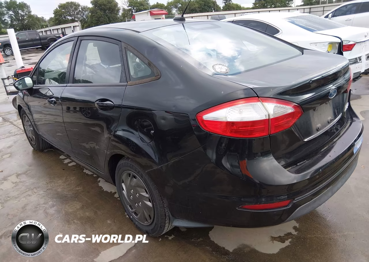 2015 Ford Fiesta S VIN:3FADP4AJ0FM120680 - 3