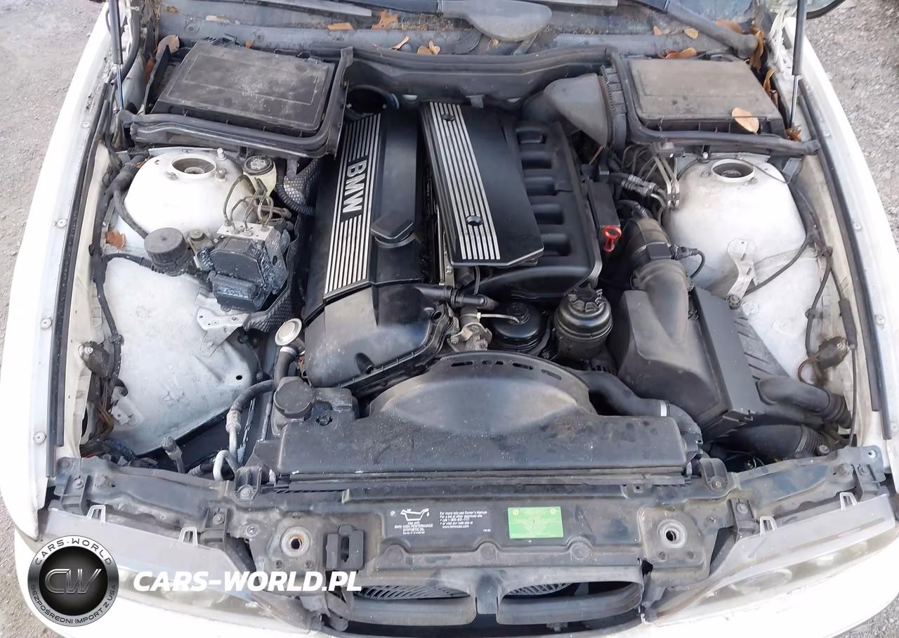 2000 BMW 528Ia VIN:WBADM6341YGU17683 - 10