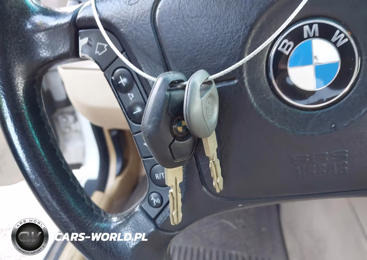 2000 BMW 528Ia VIN:WBADM6341YGU17683 - 11