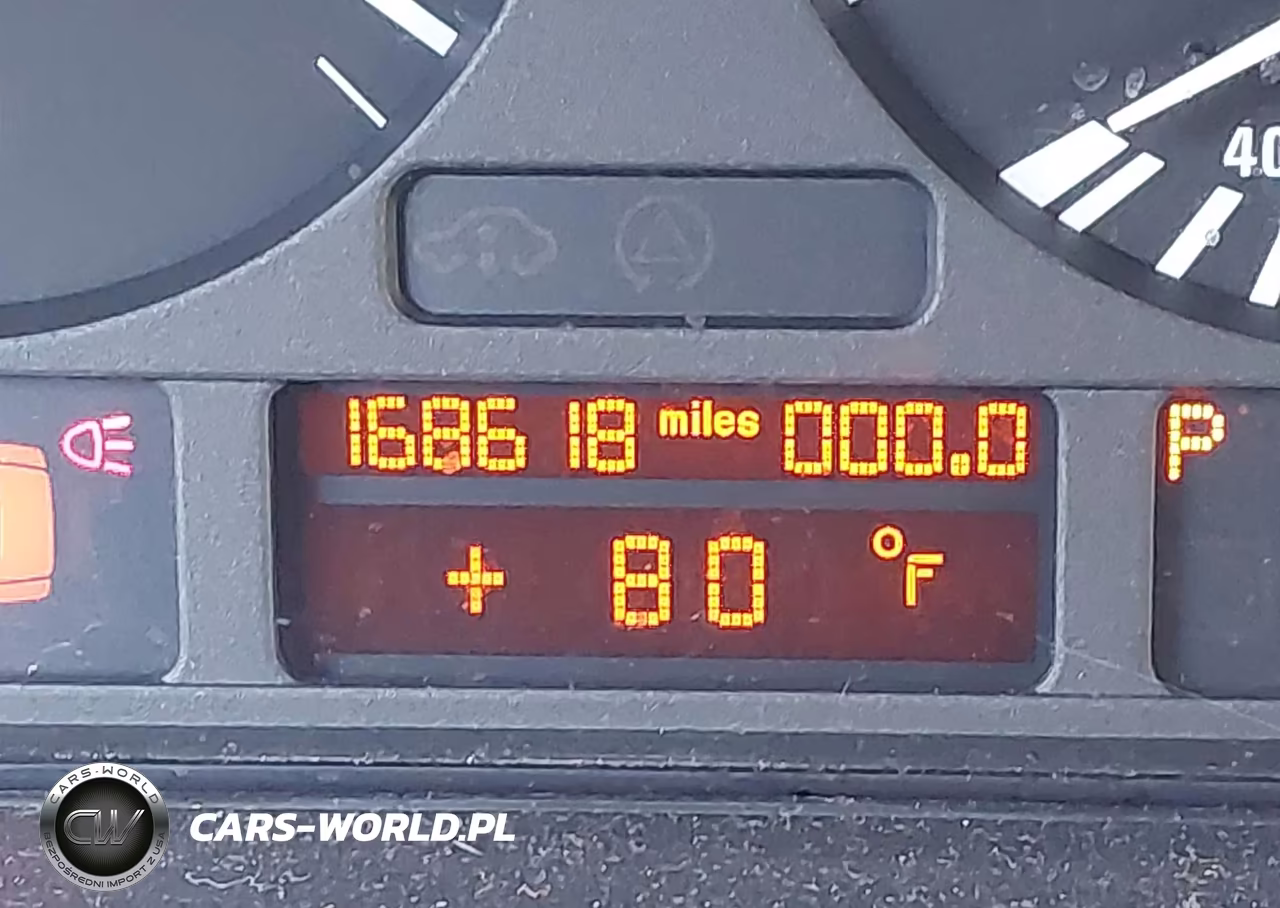 2000 BMW 528Ia VIN:WBADM6341YGU17683 - 7