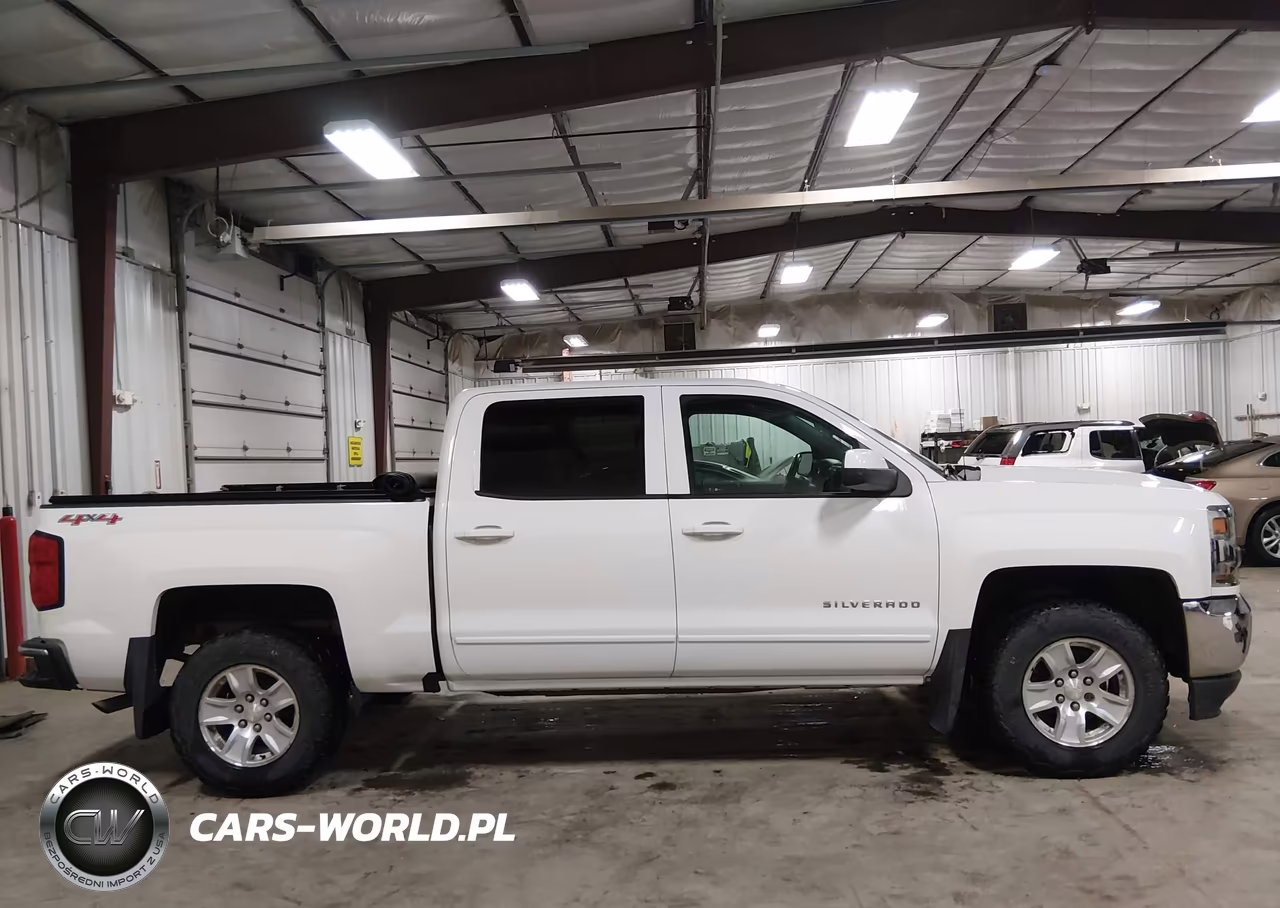 2017 Chevrolet Silverado 1500 1Lt VIN:3GCUKREC7HG107511 - 13