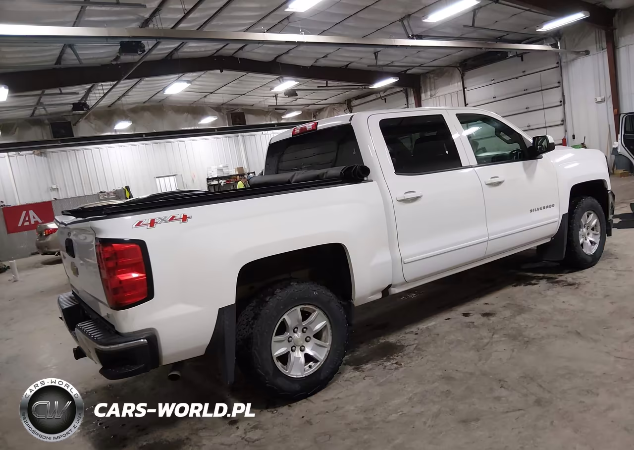 2017 Chevrolet Silverado 1500 1Lt VIN:3GCUKREC7HG107511 - 4