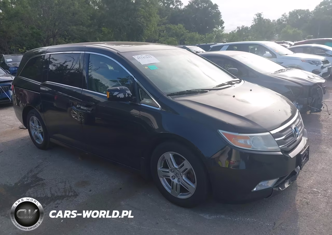 2013 Honda Odyssey Touring-Touring Elite
