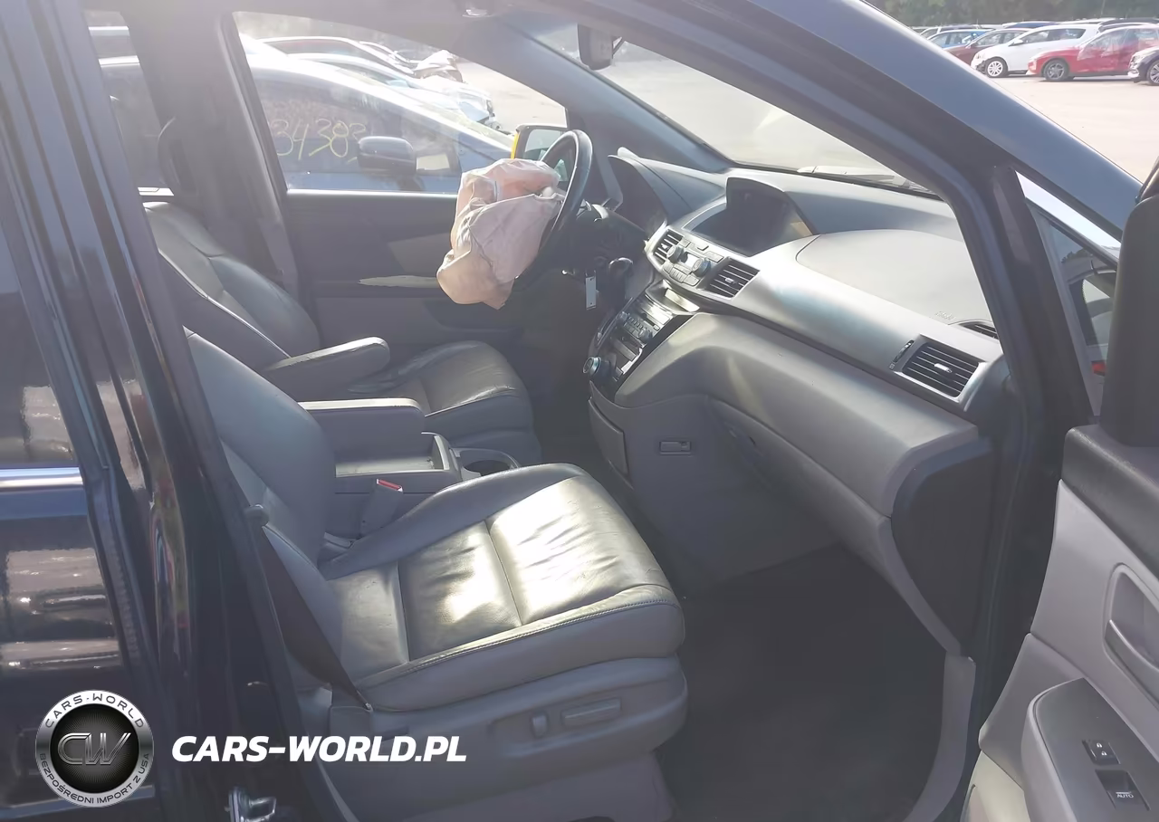 2013 Honda Odyssey Touring-Touring Elite VIN:5FNRL5H97DB018498 - 5