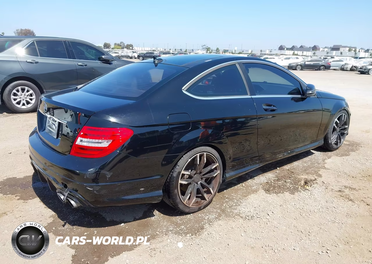 2012 Mercedes-Benz C 250 VIN:WDDGJ4HB0CF787662 - 4