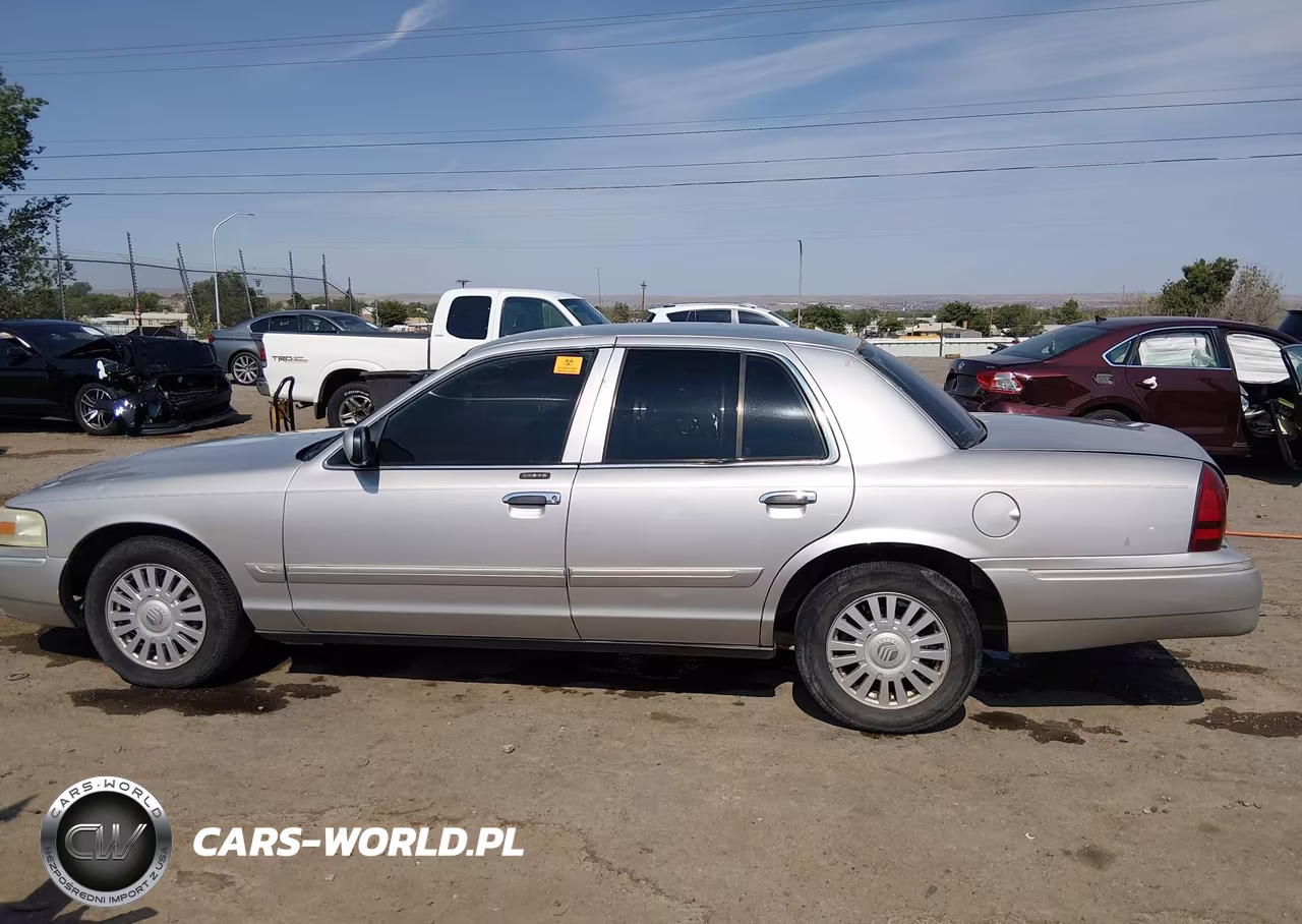 2007 Mercury Grand Marquis Ls VIN:2MEFM75VX7X626208 - 13