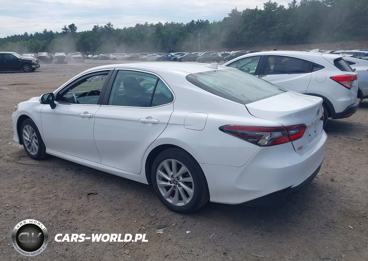 2024 Toyota Camry Le VIN:4T1C11AK6RU848403 - 3