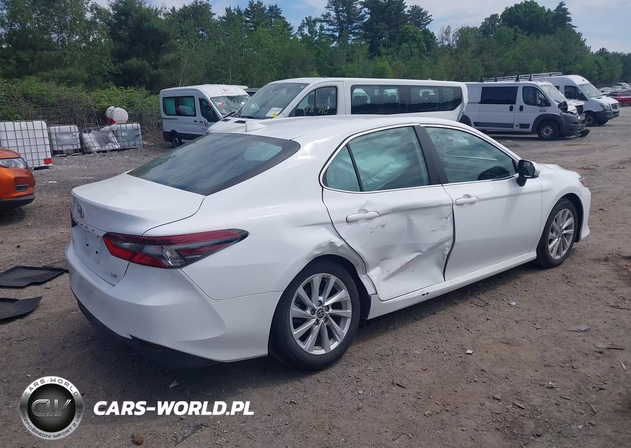 2024 Toyota Camry Le VIN:4T1C11AK6RU848403 - 4
