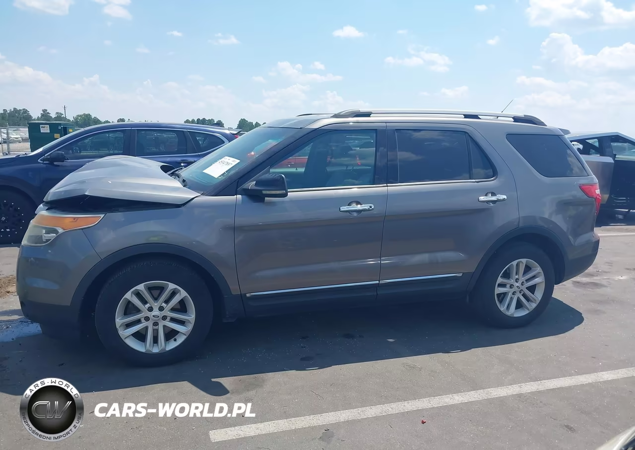2012 Ford Explorer Xlt VIN:1FMHK7D8XCGA11939 - 14