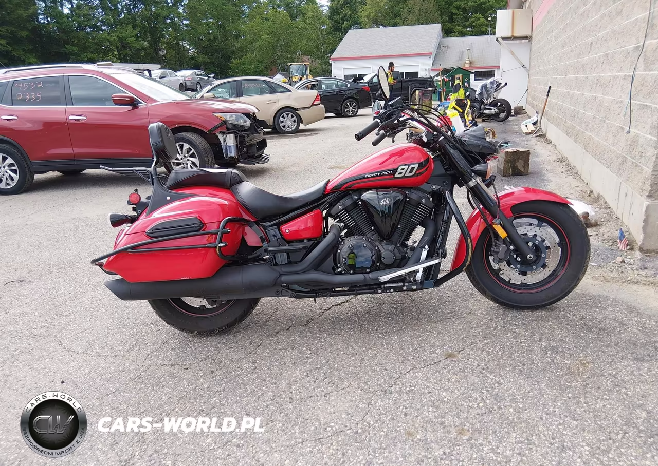 2015 Yamaha Xvs1300 Ct-Ctb VIN:JYAVP32E6FA006136 - 13