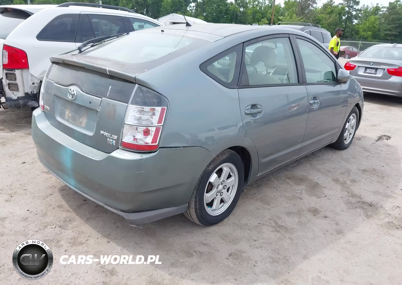 2005 Toyota Prius VIN:JTDKB20U753126265 - 4