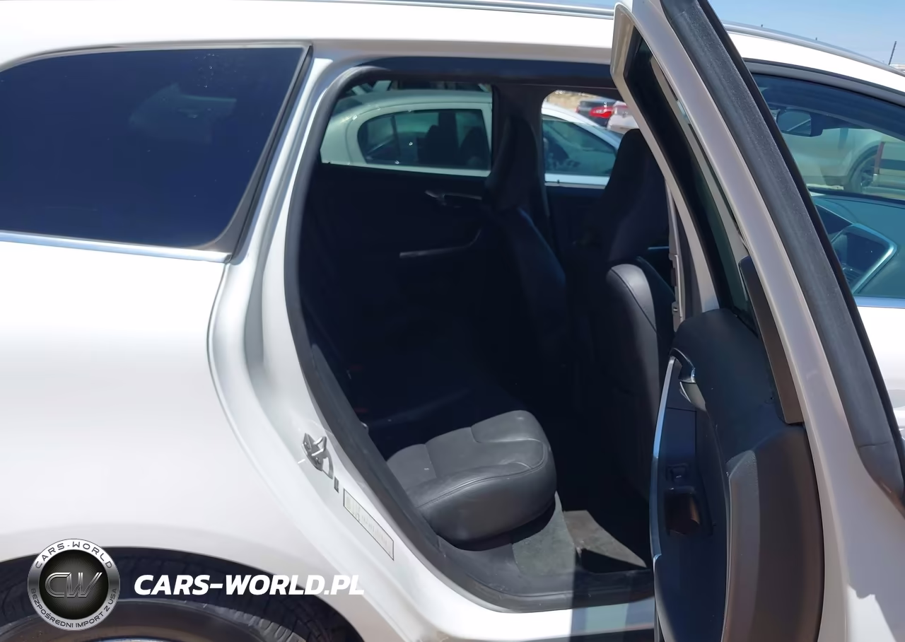 2015 Volvo Xc60 T5 Premier VIN:YV426MDB3F2588450 - 8
