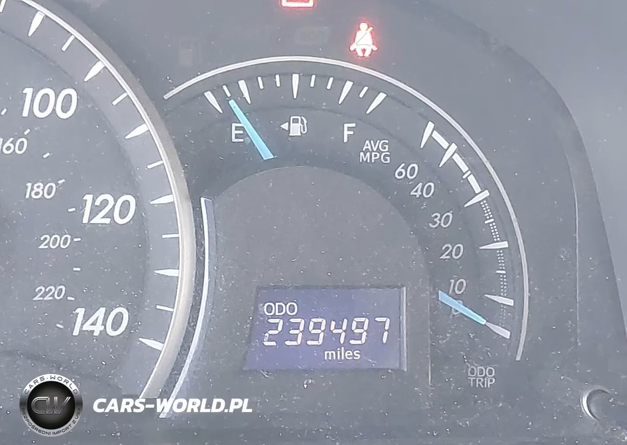 2015 Toyota Camry Le VIN:4T1BF1FK4FU038222 - 16