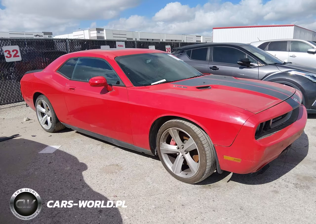 2010 Dodge Challenger Srt8 – zdjęcie 1 z 16