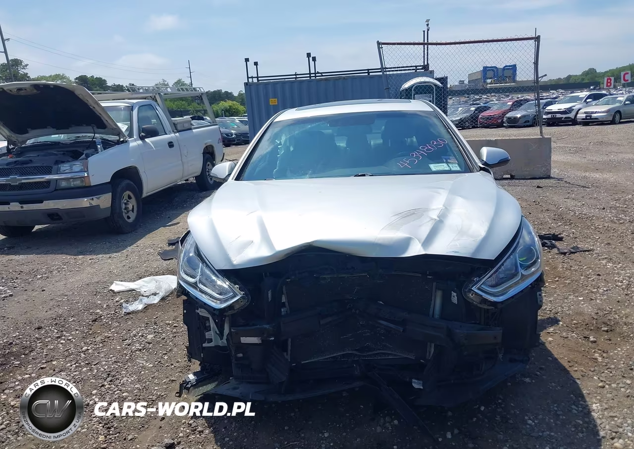 2018 Hyundai Sonata Sport VIN:5NPE34AF7JH628620 - 12