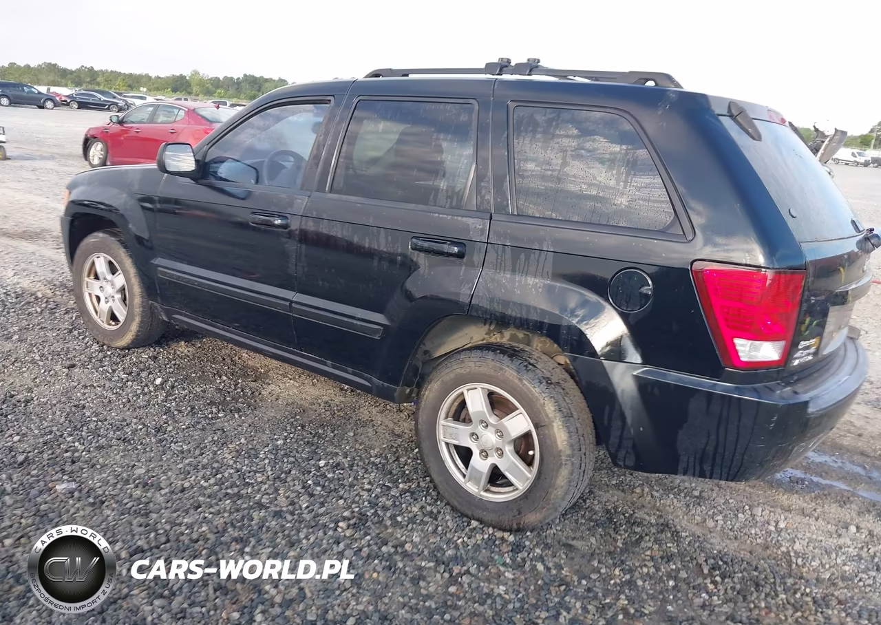 2007 Jeep Grand Cherokee Laredo VIN:1J8GR48K57C566318 - 3