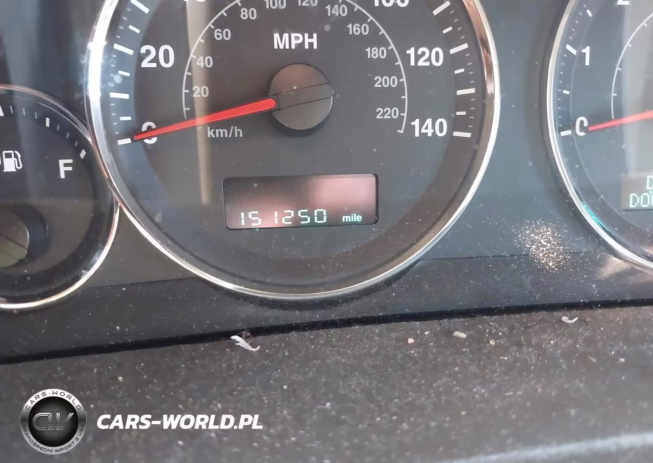 2007 Jeep Grand Cherokee Laredo VIN:1J8GR48K57C566318 - 7