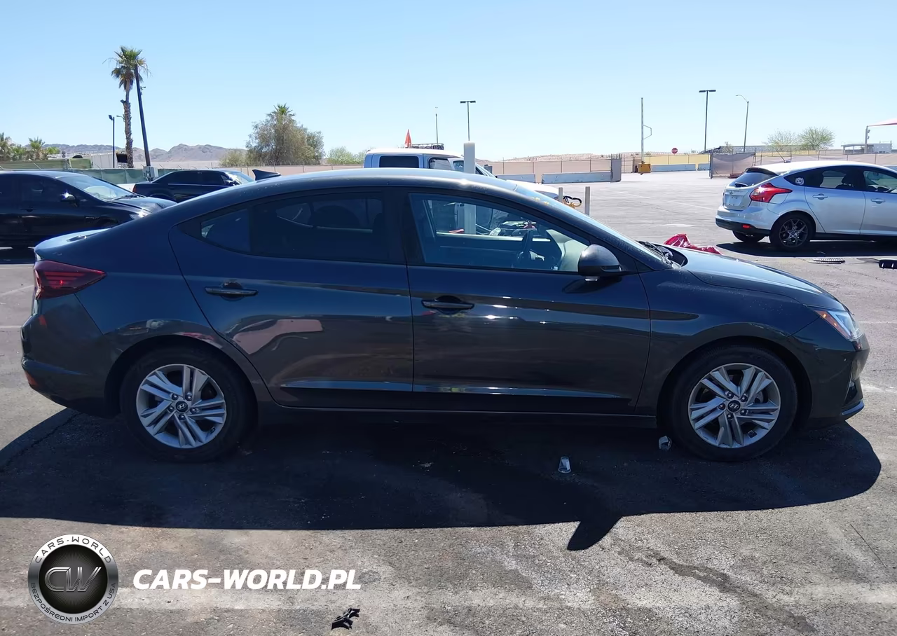 2020 Hyundai Elantra Sel VIN:5NPD84LF2LH587164 - 13