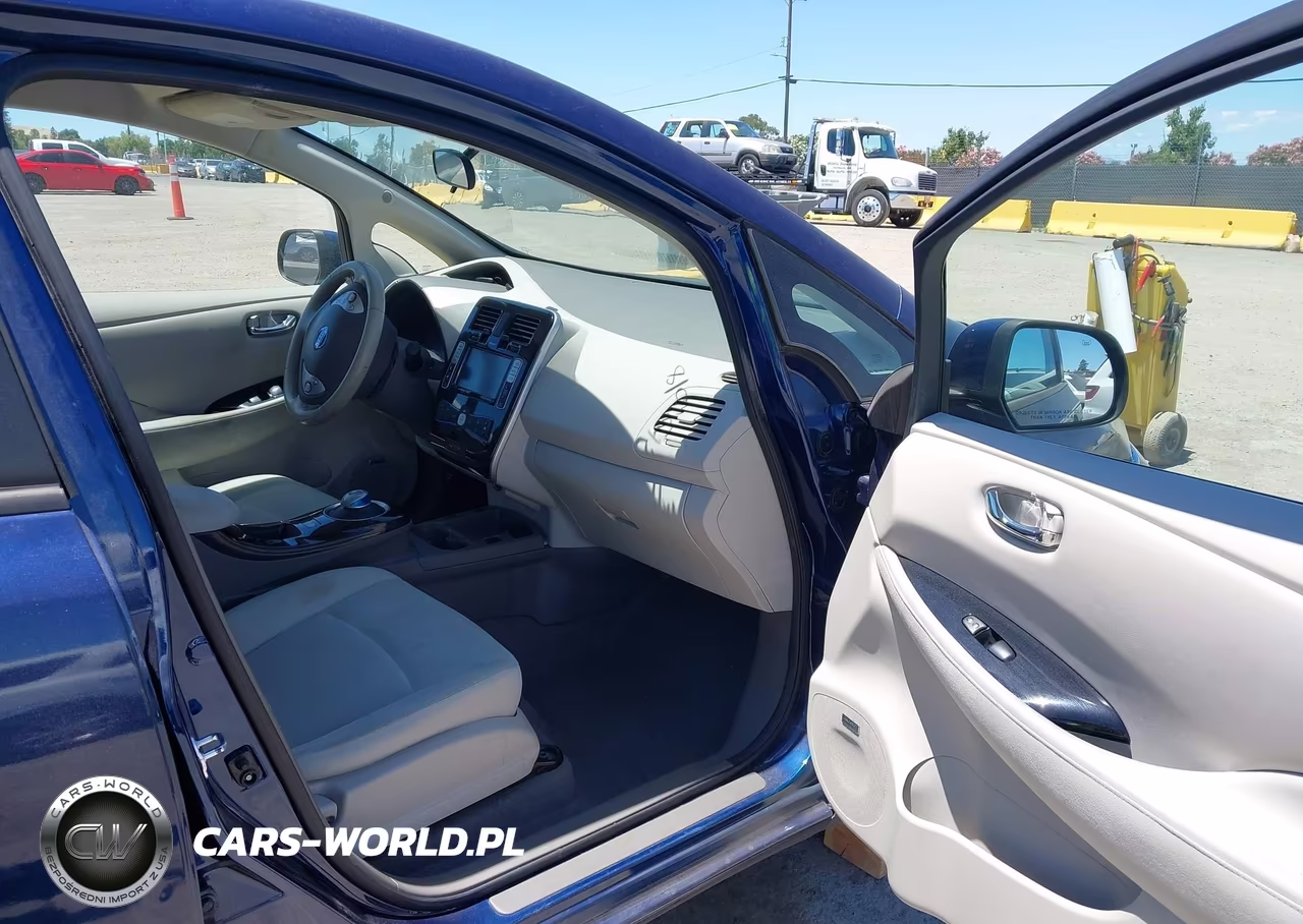 2017 Nissan Leaf Sv VIN:1N4BZ0CP8HC302272 - 5