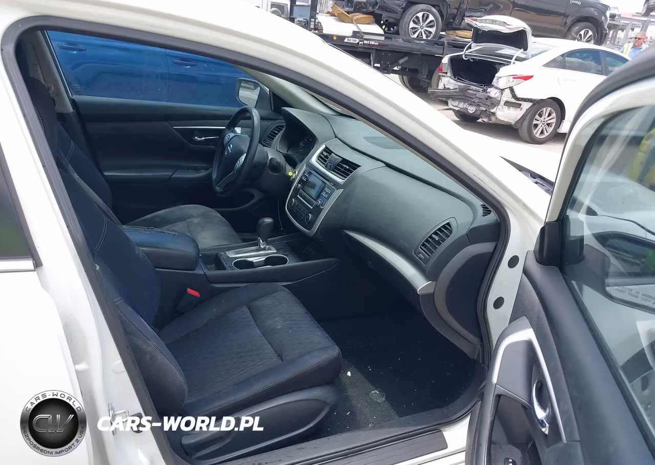 2018 Nissan Altima 2.5 S VIN:1N4AL3AP5JC161247 - 5