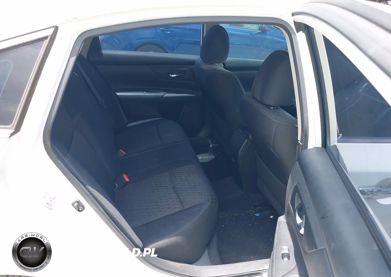 2018 Nissan Altima 2.5 S VIN:1N4AL3AP5JC161247 - 8