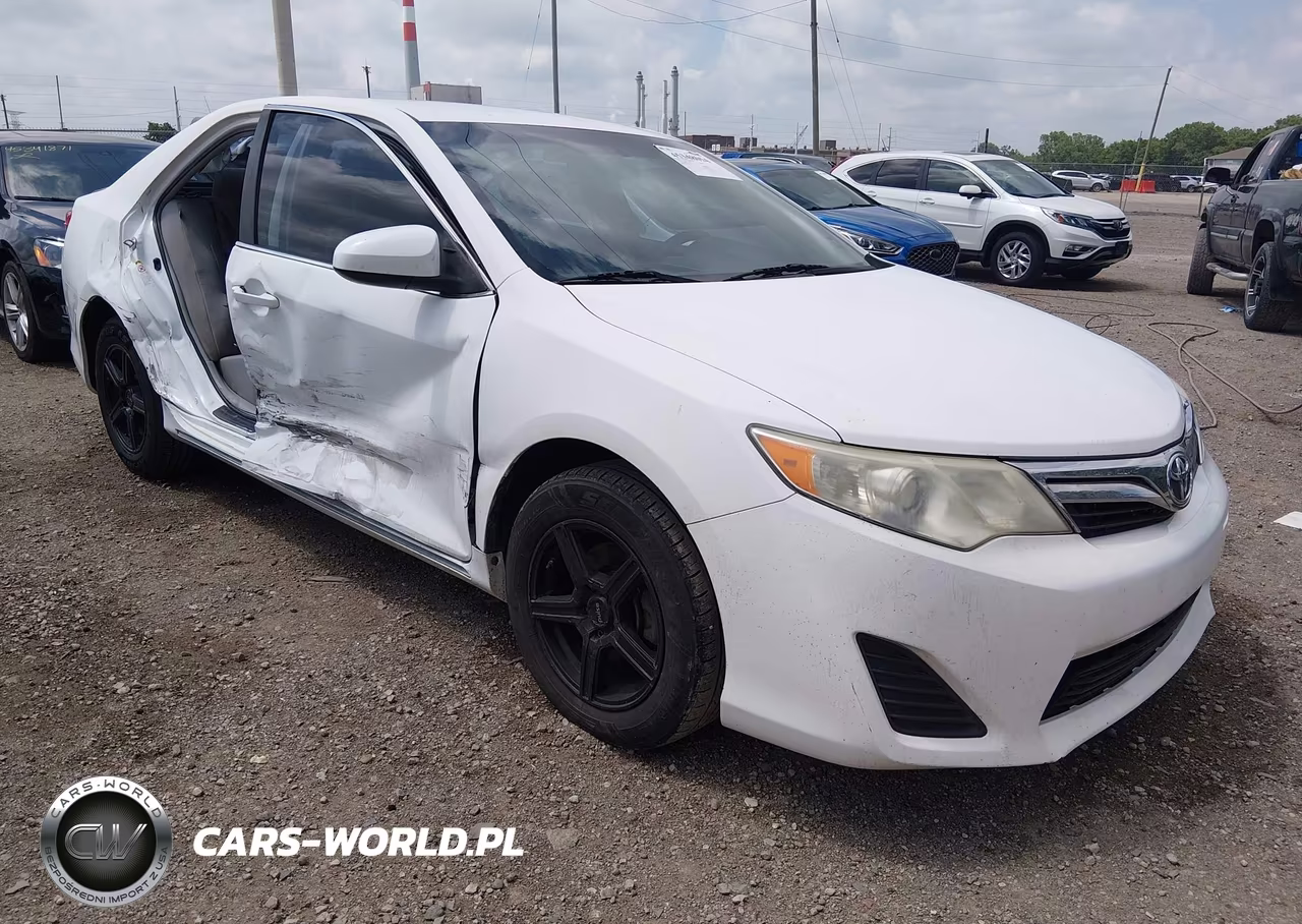 2013 Toyota Camry Le